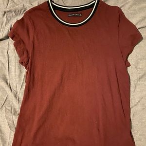 Maroon Abecrombie and Fitch short sleeve
